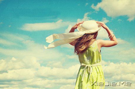 文字:有一种友谊,只能共青春